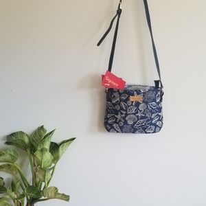 NWT! Signare Tapestry Seashell Crossbody Bag